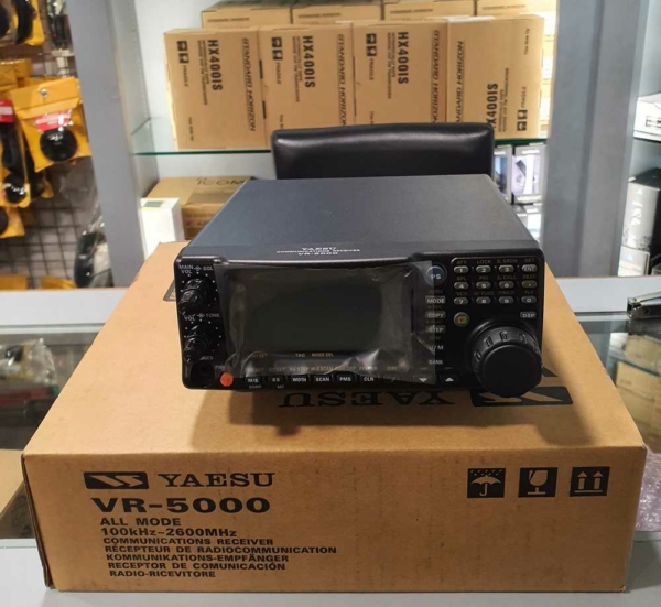 Yaesu VR-5000 HF/VHF/UHF Communication receiver - Image 4